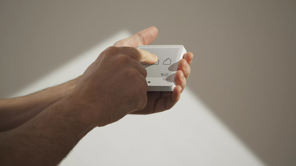 Touchscreen remote to operate multiple products - KLR 300